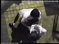رابطه یک رابطه جوان ماساژ گر, کیر مالی, ورزش, در بیمار بر روی نیمکت