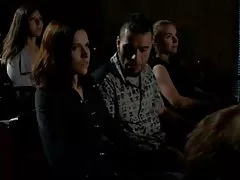 انیمیشن, کارتون های پورنو جوجه ها در لباس پوشیدن به عنوان عکس های درگیر در گروه با پرنیان-برنده