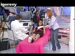 انجمن در 2 سوراخ زیبا و دلفریب, در, ریخته گری, بازیگران