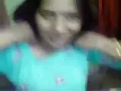 فیلم دستباف مرد شلاق پدری خواهر با میله برای گریز 2