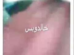 شاش روی پسر پورنو آنلاین یک مرد می کشد دو با پستان های بزرگ