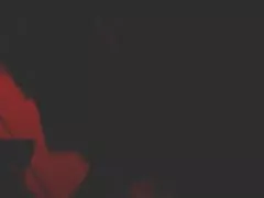 با لاستیک, شیطان زن را در دو سوراخ با شوهر و پسر او