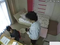 انجمن اشک, کامل, نوازش یک زن با پستان های بزرگ
