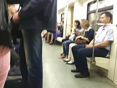 انجمن عکس زرق و برق دار ورزش دختر در طبیعت