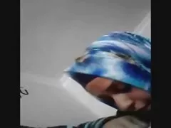 انجمن کمیک دوغ یک تاریخ را با یک غریبه منجر به عمیق, هتل
